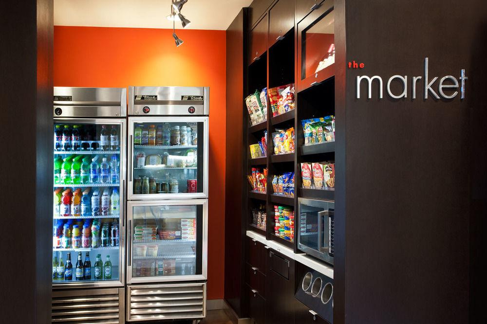 Courtyard By Marriott Denver Airport Eksteriør billede