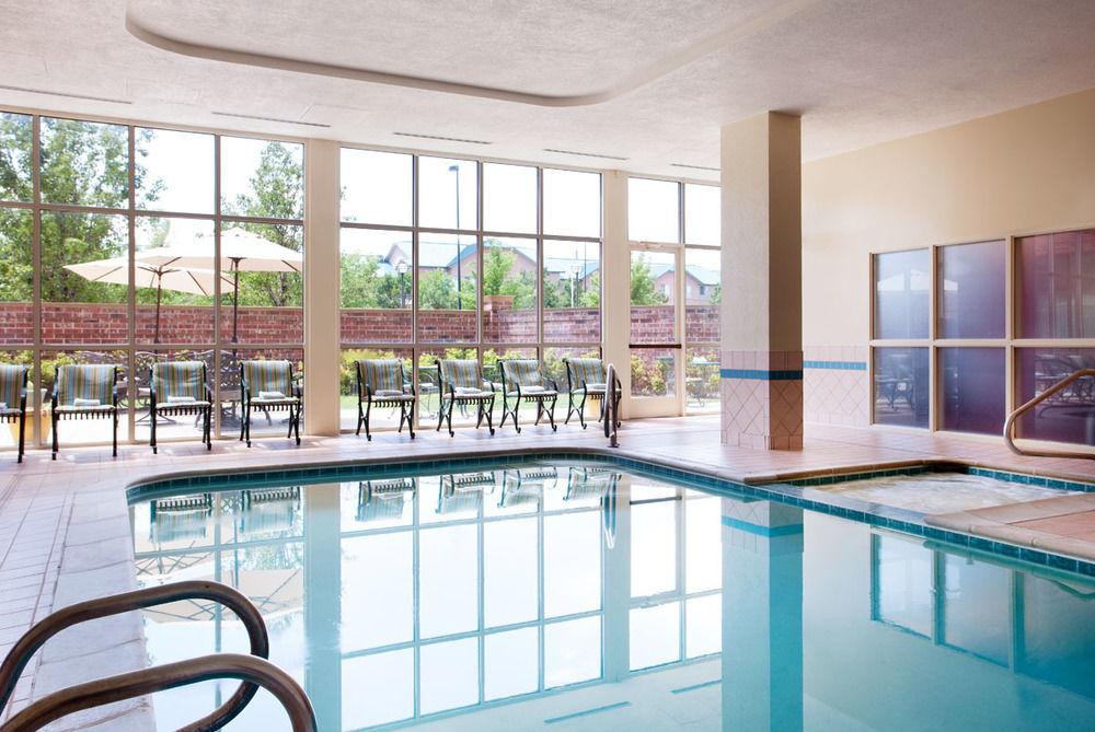Courtyard By Marriott Denver Airport Eksteriør billede