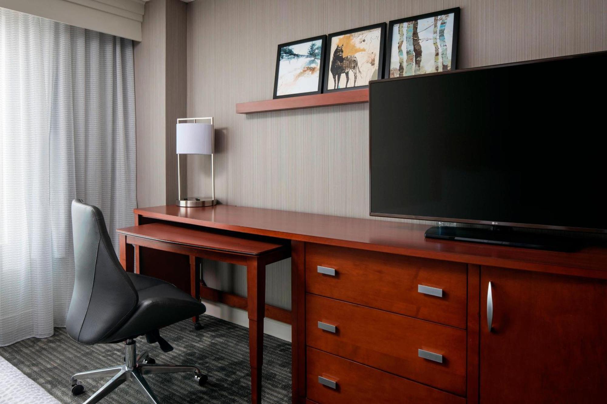 Courtyard By Marriott Denver Airport Eksteriør billede