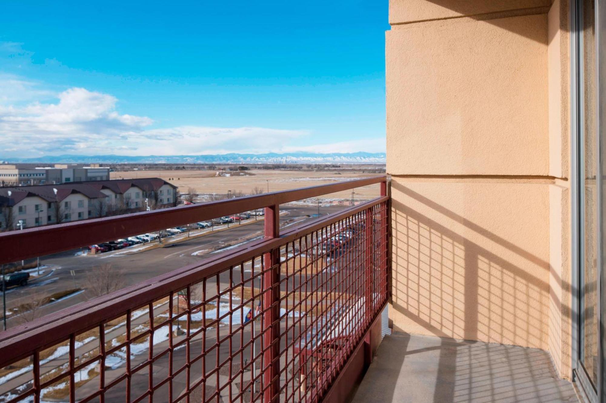 Courtyard By Marriott Denver Airport Eksteriør billede