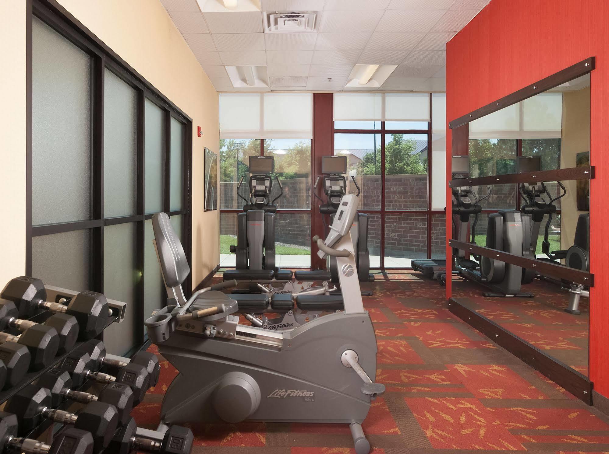 Courtyard By Marriott Denver Airport Eksteriør billede